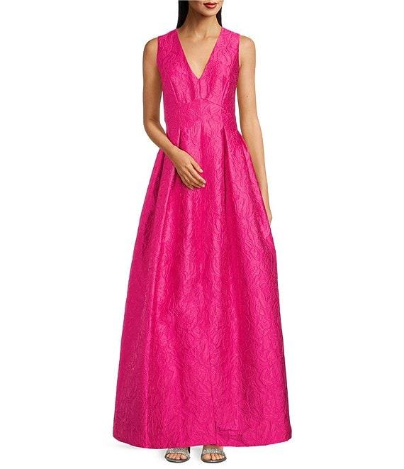 Alex Marie Christine Floral Textured Jacquard Sleeveless Gown Product Image