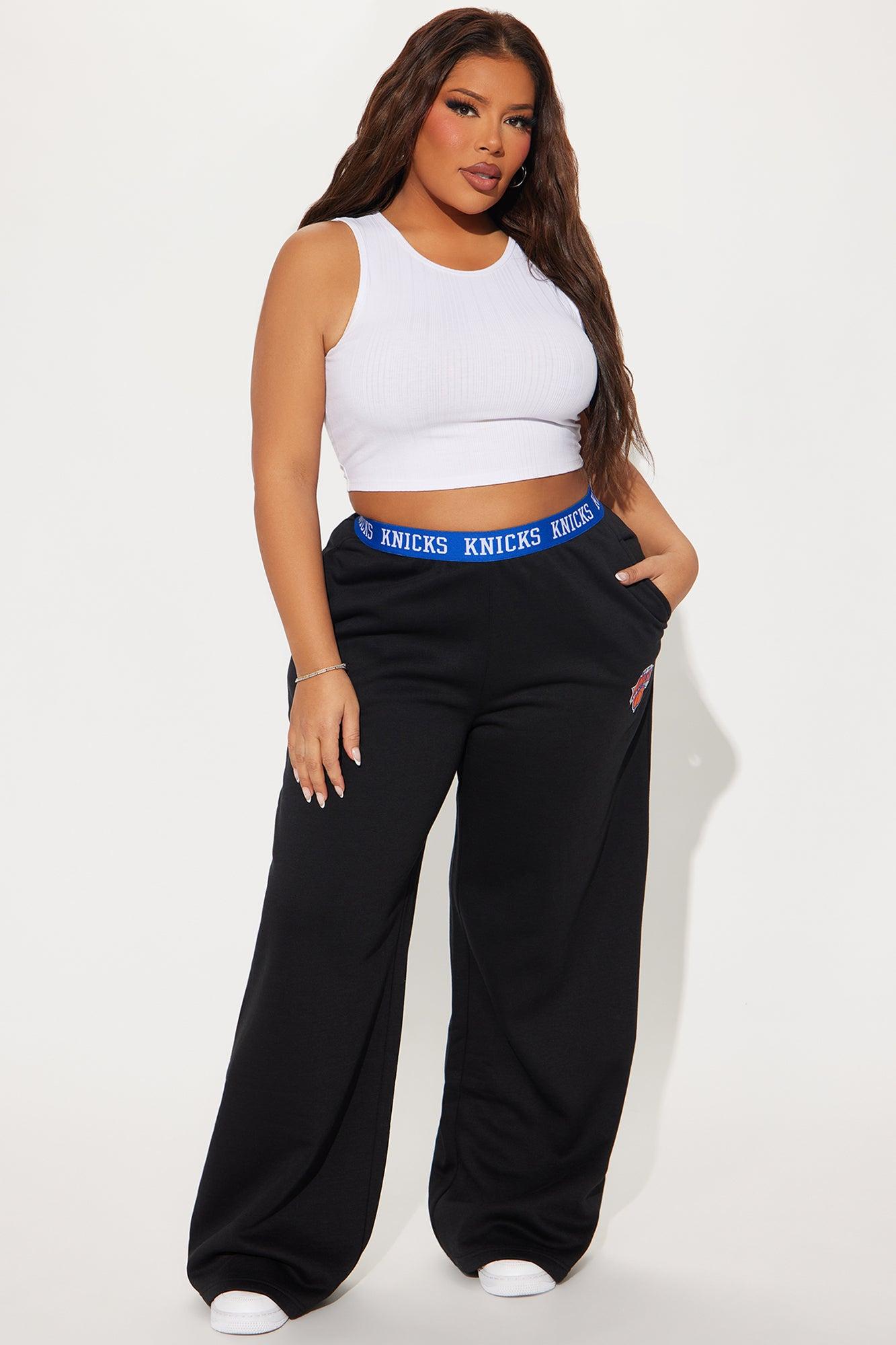 Knicks Free Throw Wide Leg Pant - Black Female Product Image