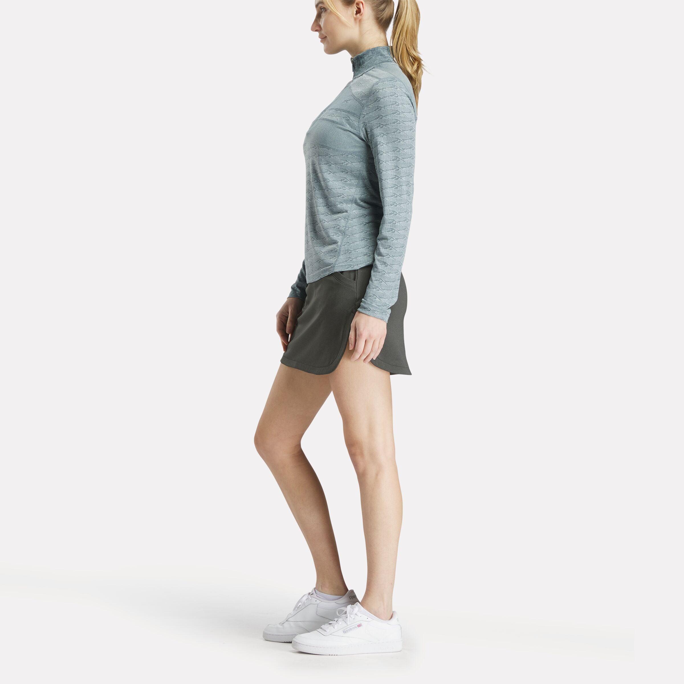 Women's Long Sleeve Engineered Vector Jacquard 1/4 Zip Golf Pullover Top Female Product Image