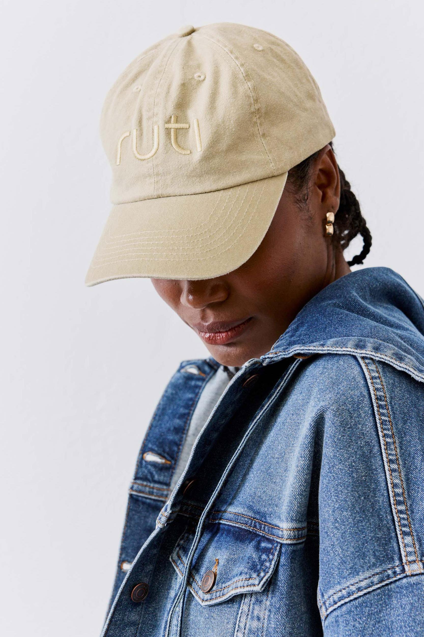 The Classic Baseball Hat Product Image