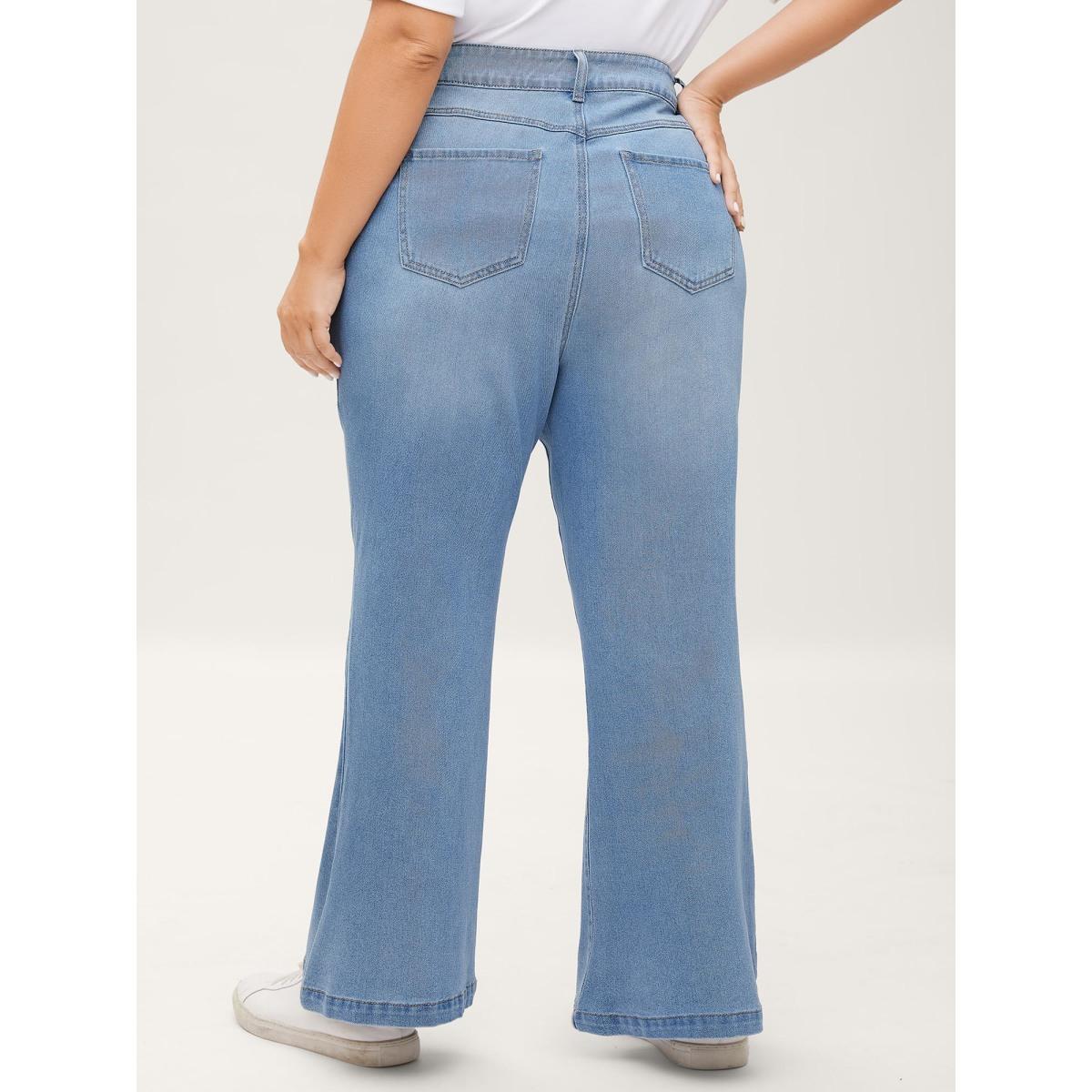 Plus Size Classic Flared Hem Mid-Rise Jeans Women Midblue High stretch Slanted pocket Jeans BloomChic 30/6X Product Image