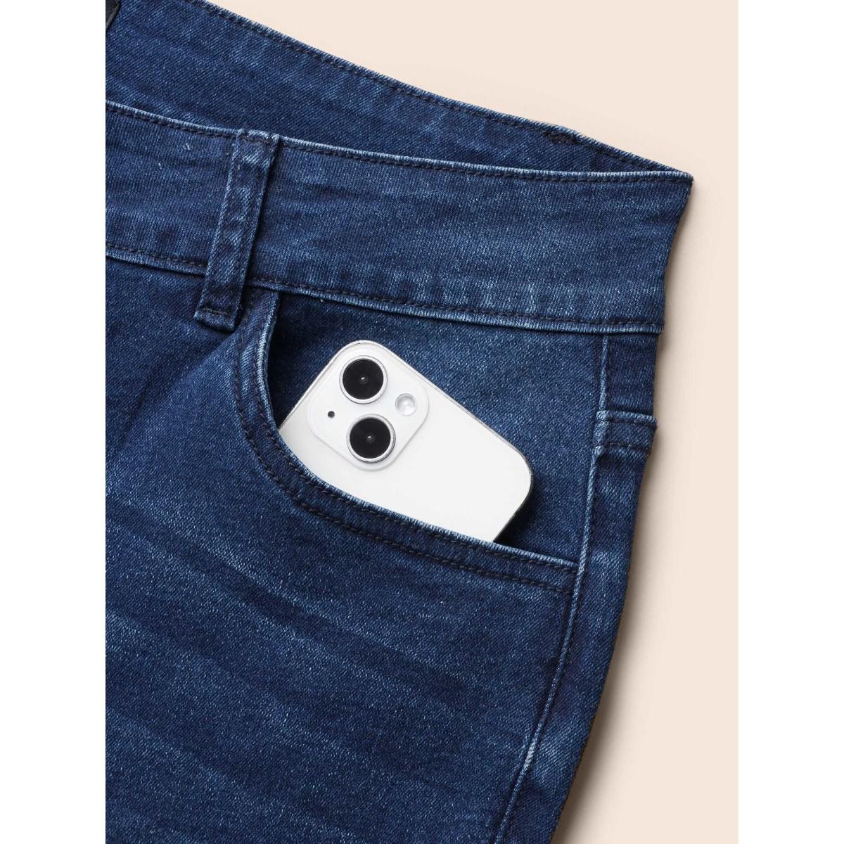 Plus Size Mid-Rise Whiskered Slim-Fit Jeans Women Bluevintage Leisure High stretch Slanted pocket Jeans BloomChic 24/3X Product Image