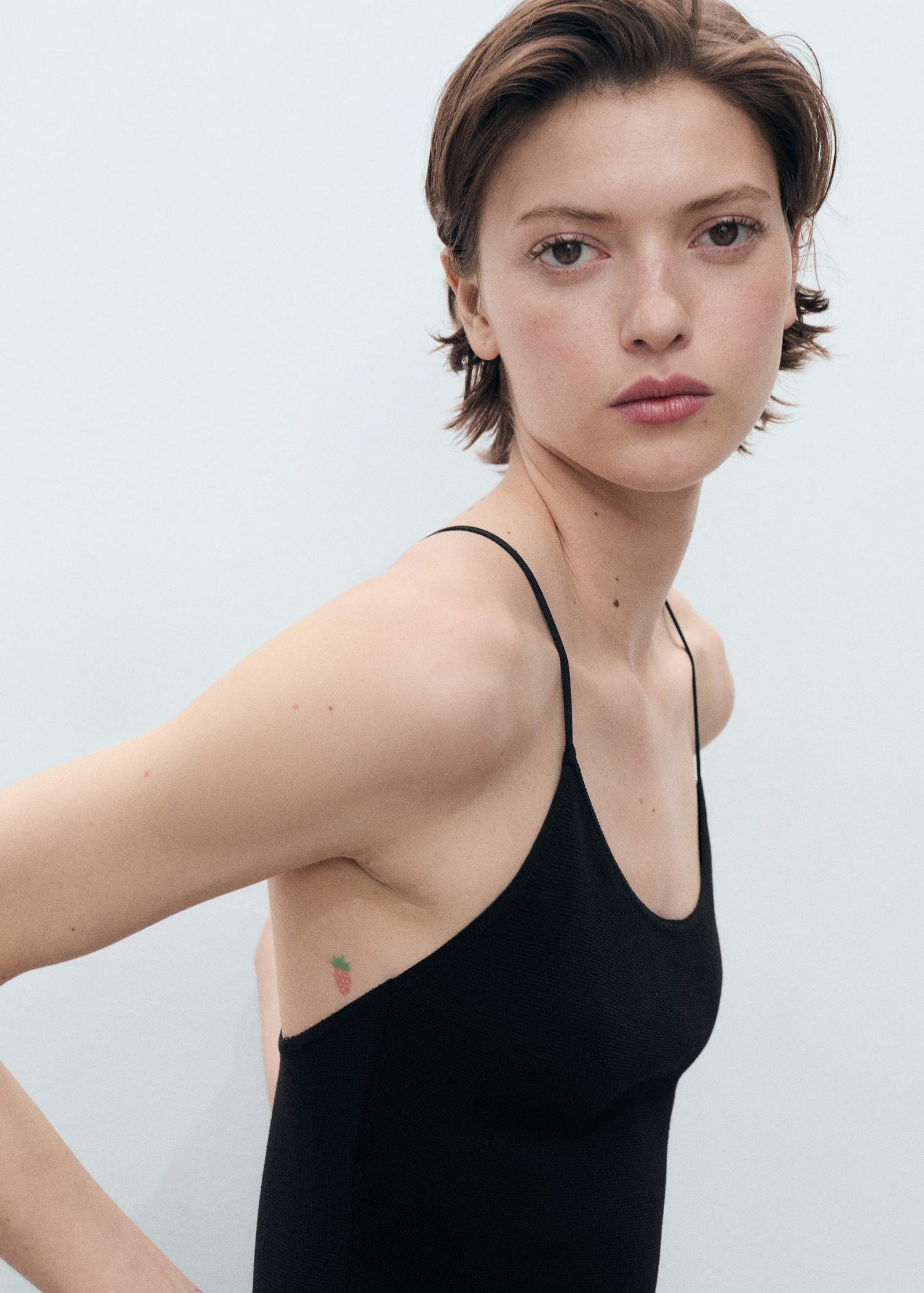 Cross-back knitted dress - Women | MANGO USA Product Image