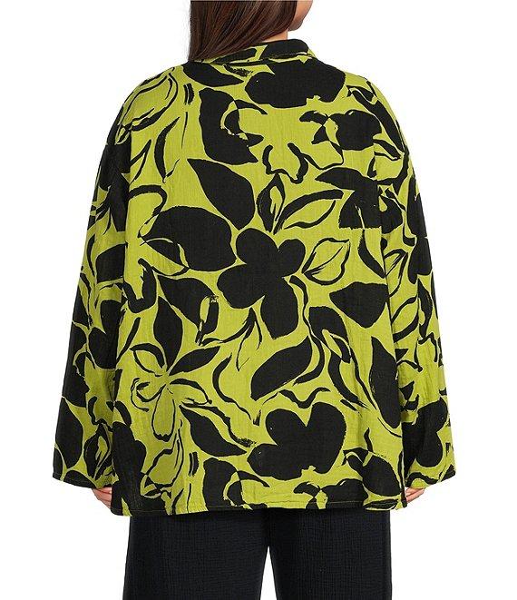 Bryn Walker Plus Miriam Petal Print Gauze Notch Collar 3/4 Sleeve Shirt Product Image