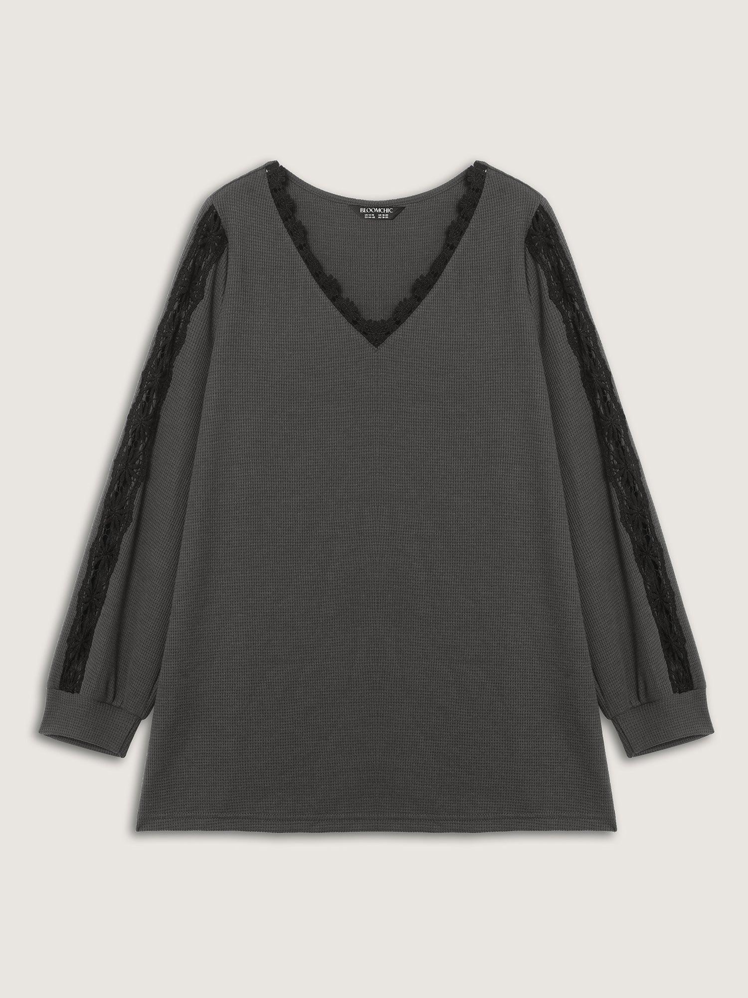 Lace Trim Textured V-Neck T-Shirt Female Product Image
