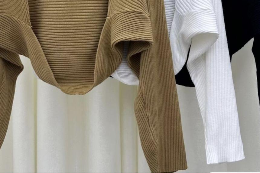 Puff-Sleeve Plain Knit Shrug Product Image