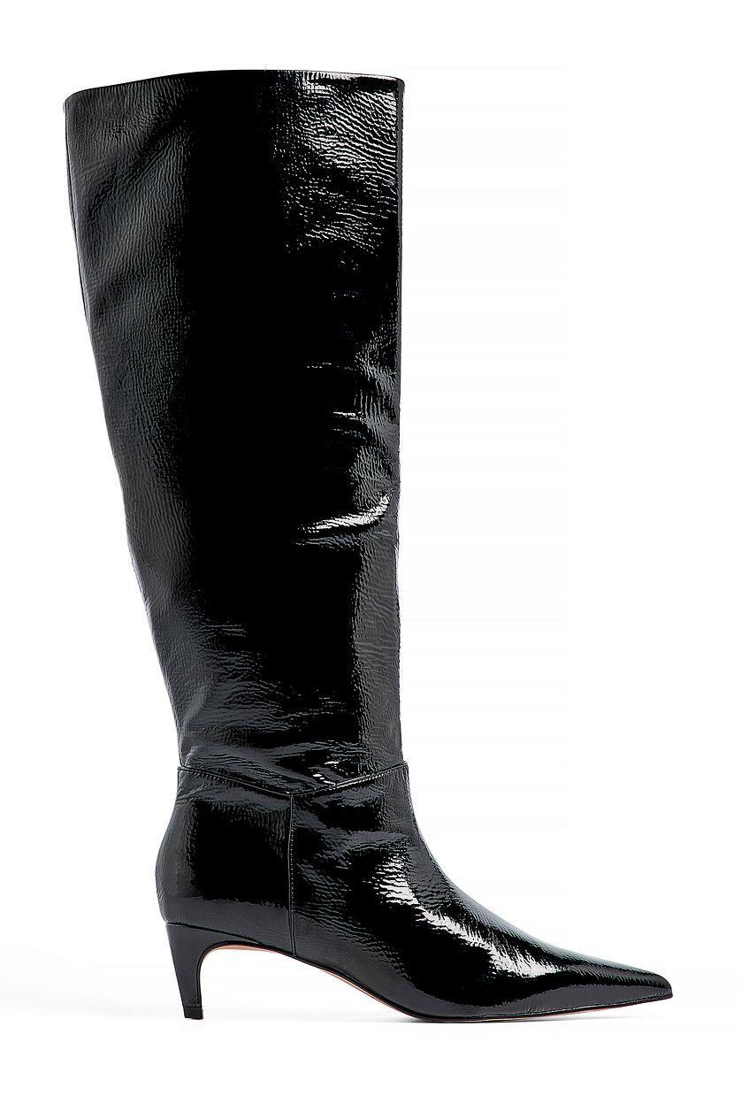 Textured glossy boots Product Image