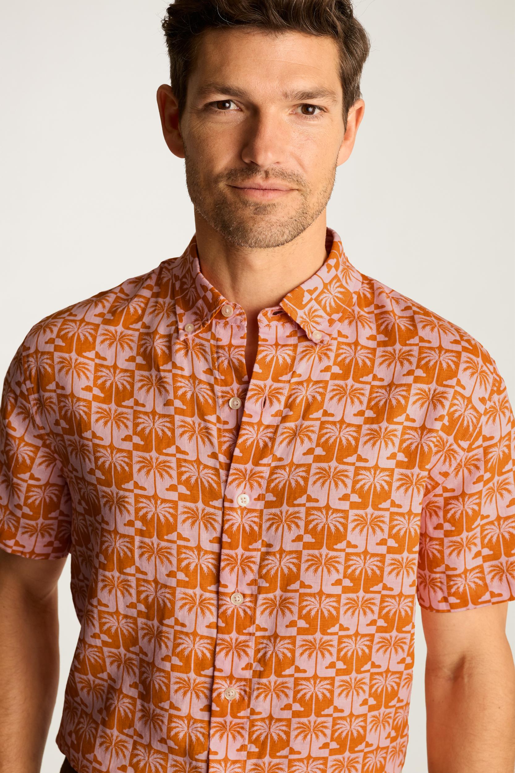 Riviera Linen Short Sleeve Shirt Product Image