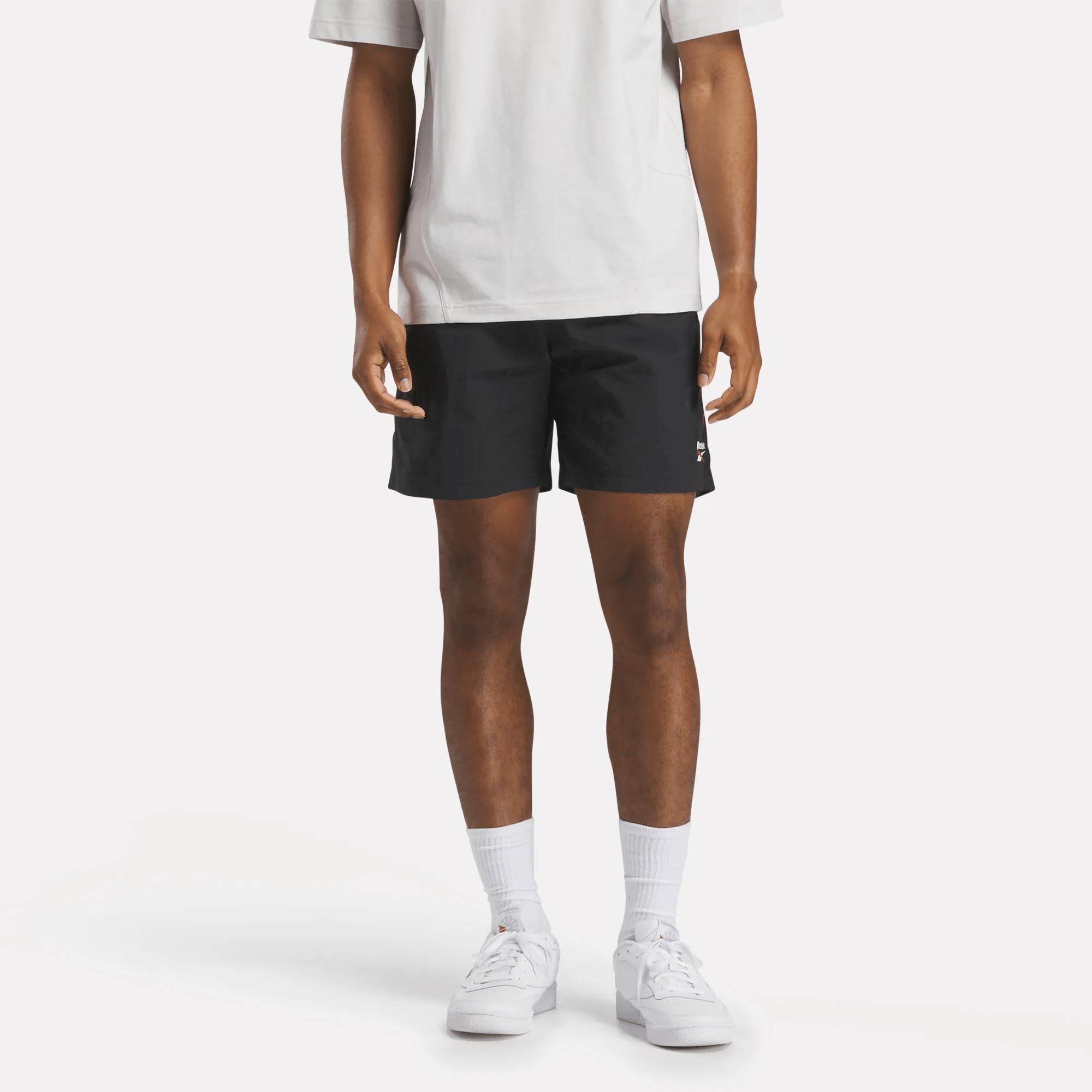 Men's Crosscheck Woven Shorts 7" Male Product Image