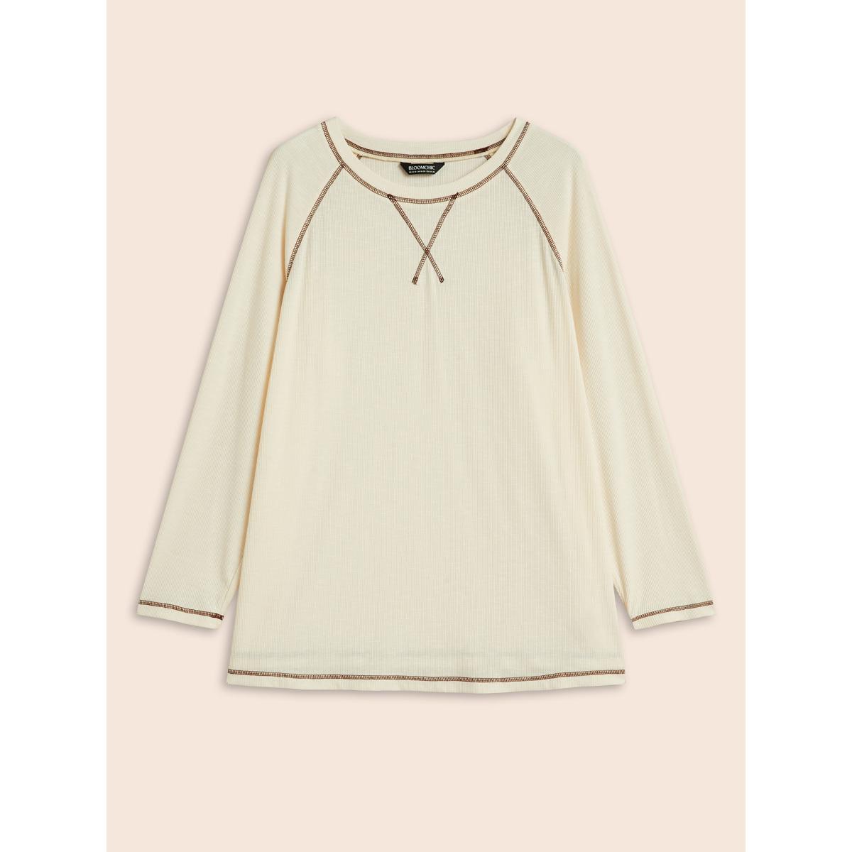 Plus Size Crew Neck Contrast Stitch Raglan Sleeve T-shirt Ivory Women Casual Topstitching Round Neck Everyday T-shirts BloomChic 30/6X Product Image