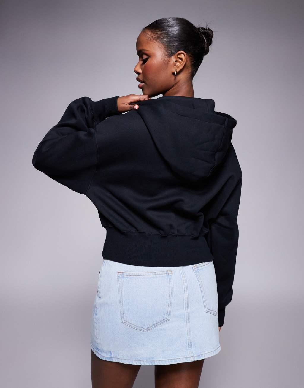 Nike Phoenix Fleece cropped full zip hoodie in black Product Image