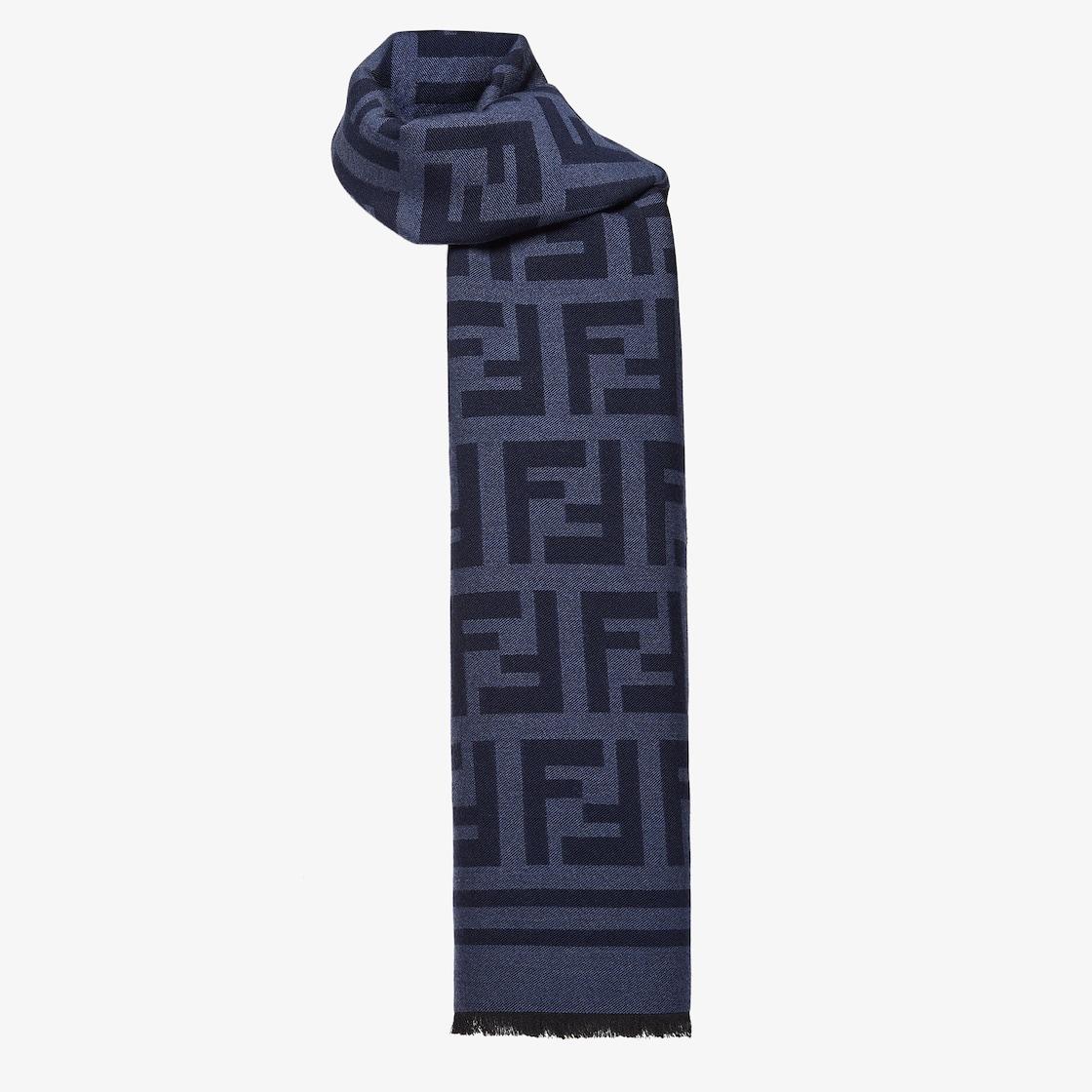 ScarfBlue wool and silk scarf Product Image