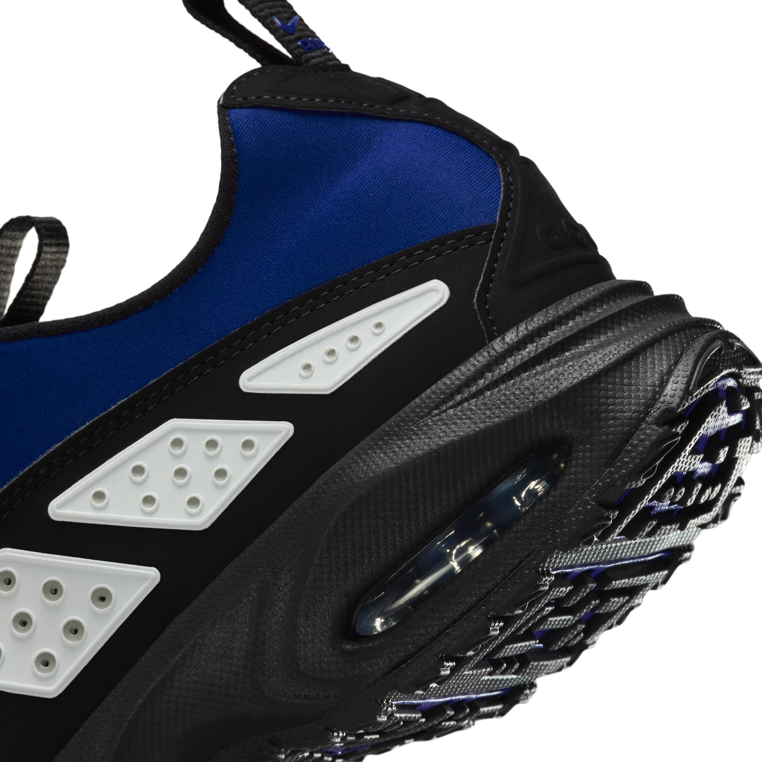 Nike Womens Air Max SNDR Shoes | HJ8080-501 Product Image