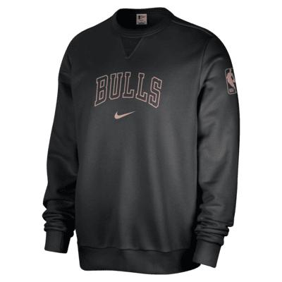 Chicago Bulls Standard Issue Nike Men's Dri-FIT NBA Crew-Neck Sweatshirt Product Image