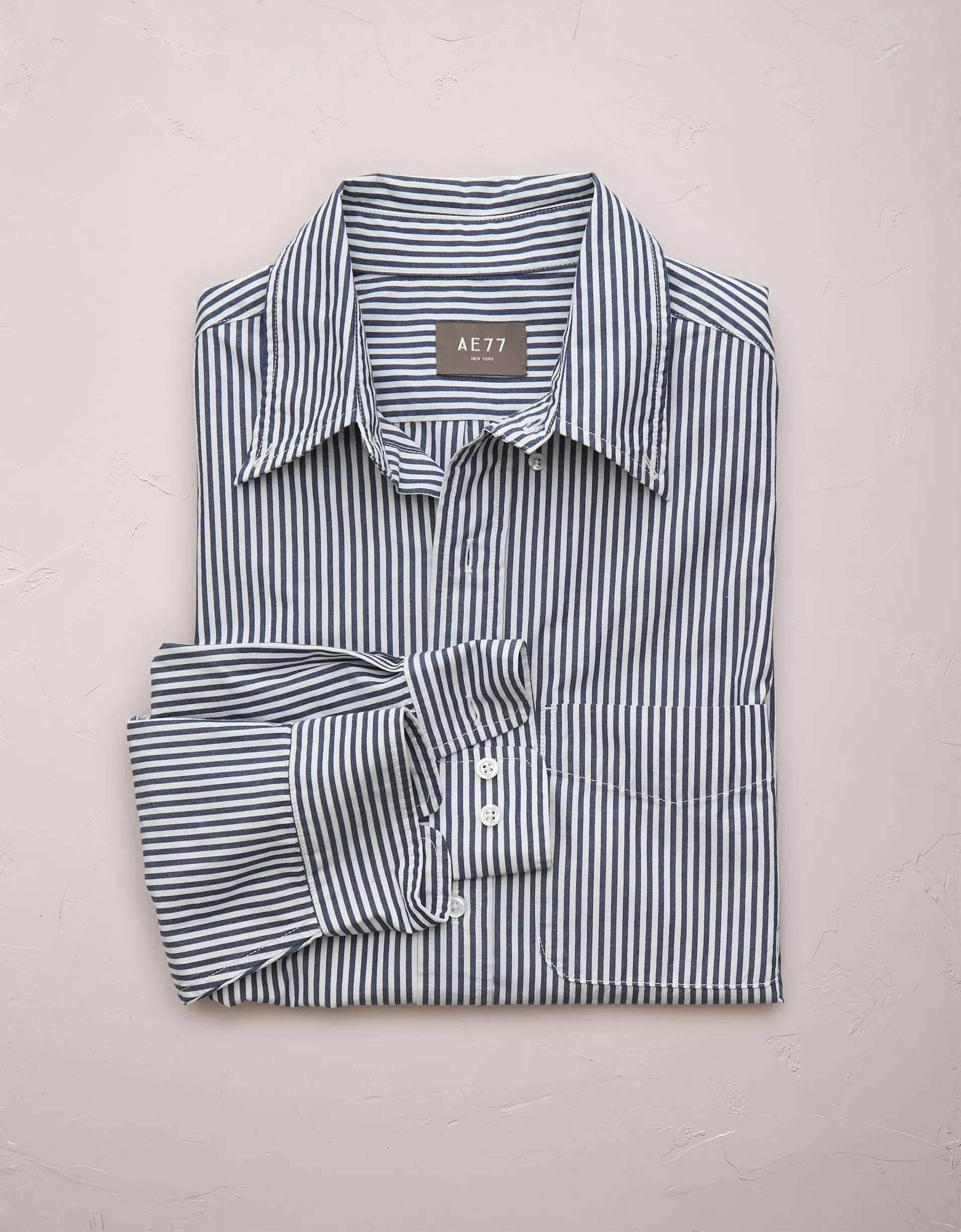 AE77 Premium Poplin Button-Up Shirt Product Image