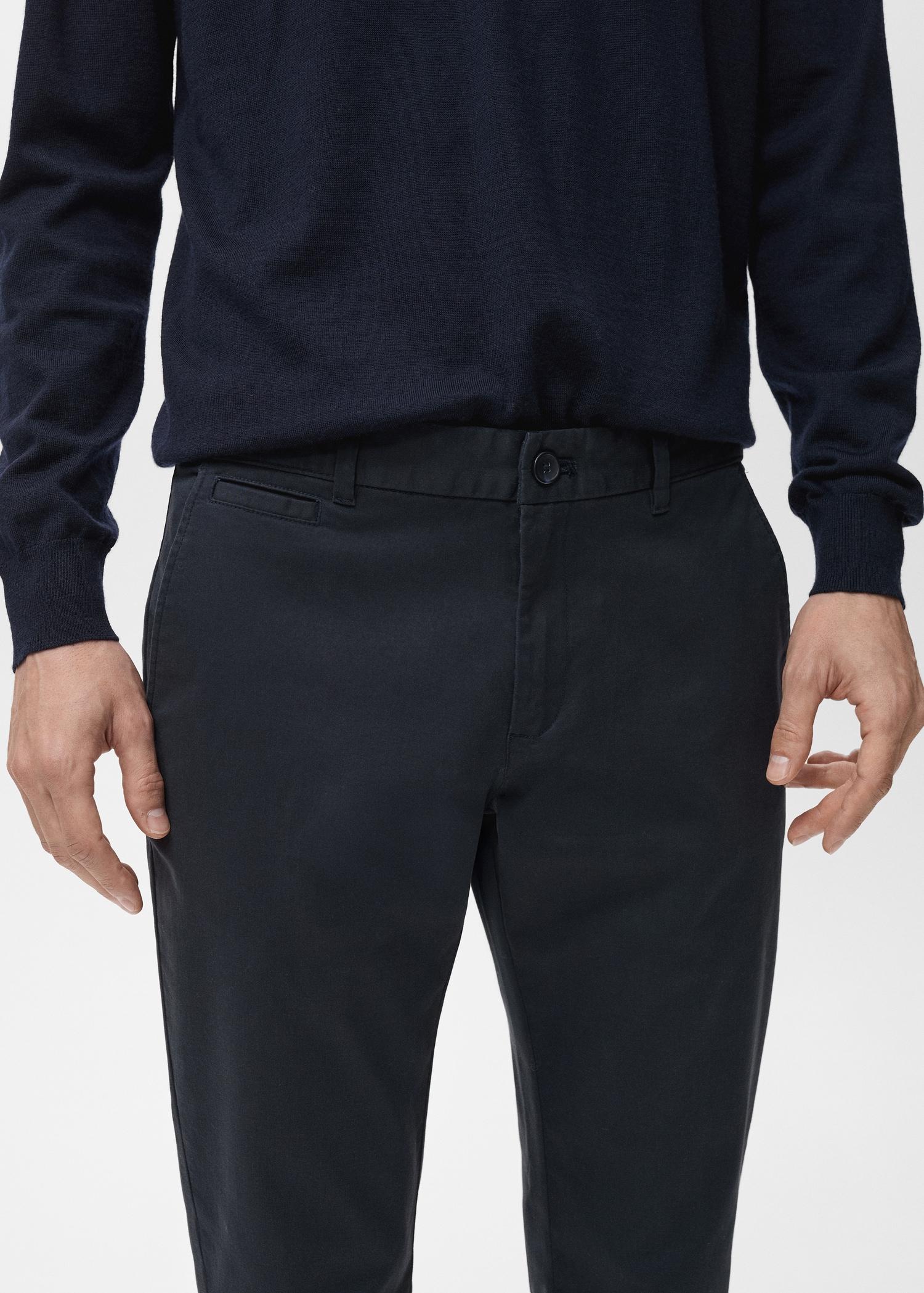 Prato cropped tapered chino pants - Men | MANGO USA Product Image
