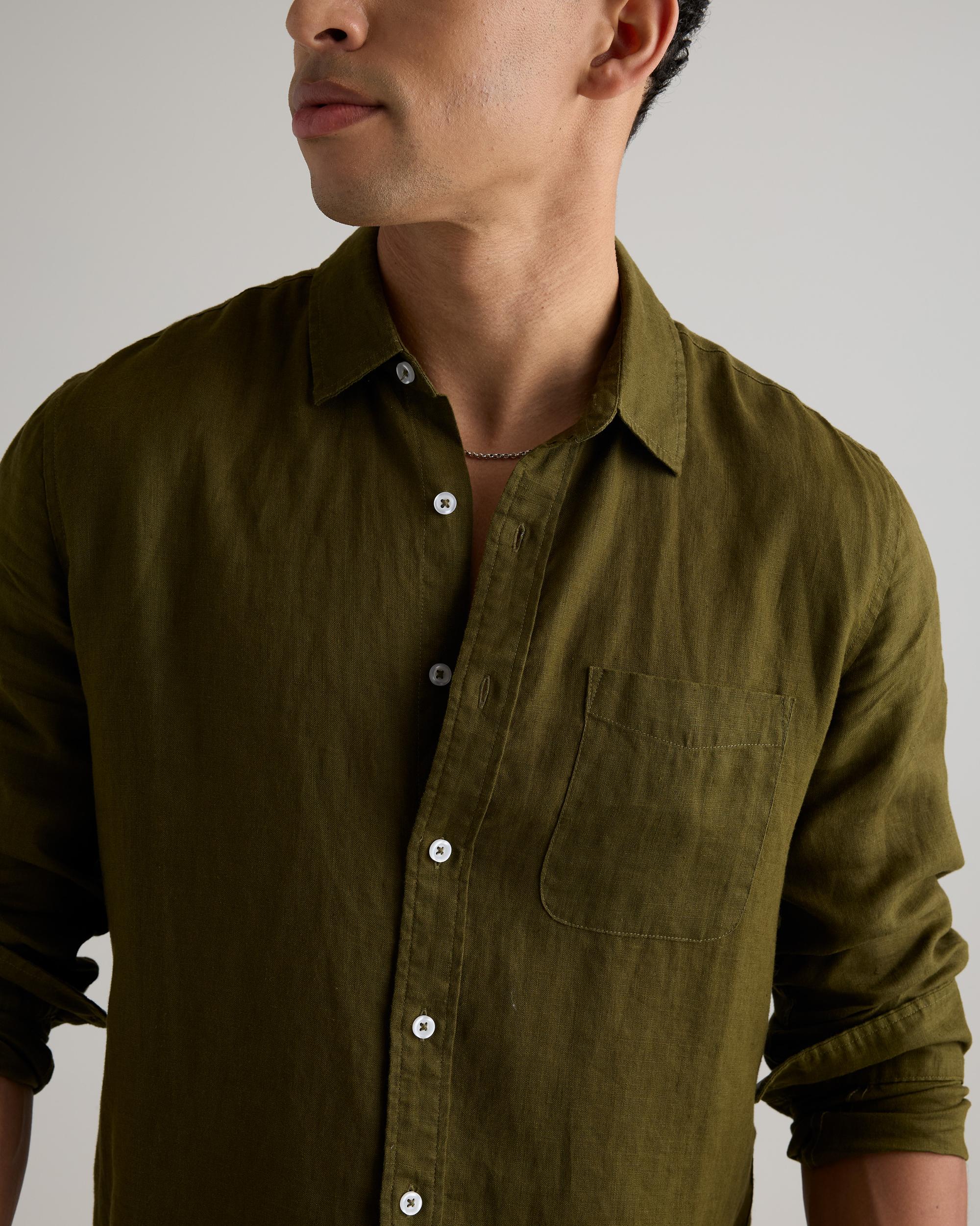 Quince | Men's 100% European Linen Relaxed Long Sleeve Pocket Shirt Product Image