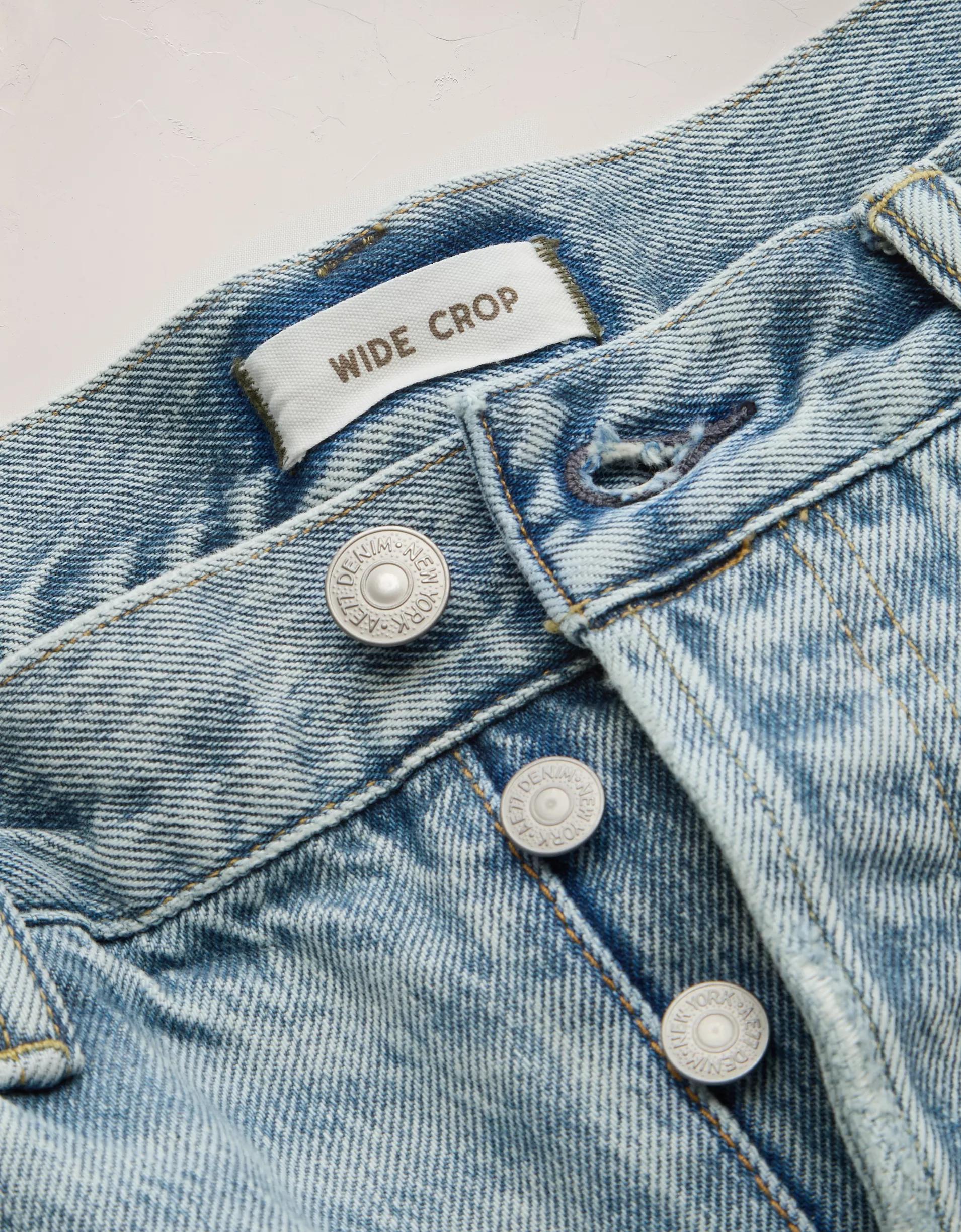 AE77 Premium Wide Crop Cuff Jean Product Image