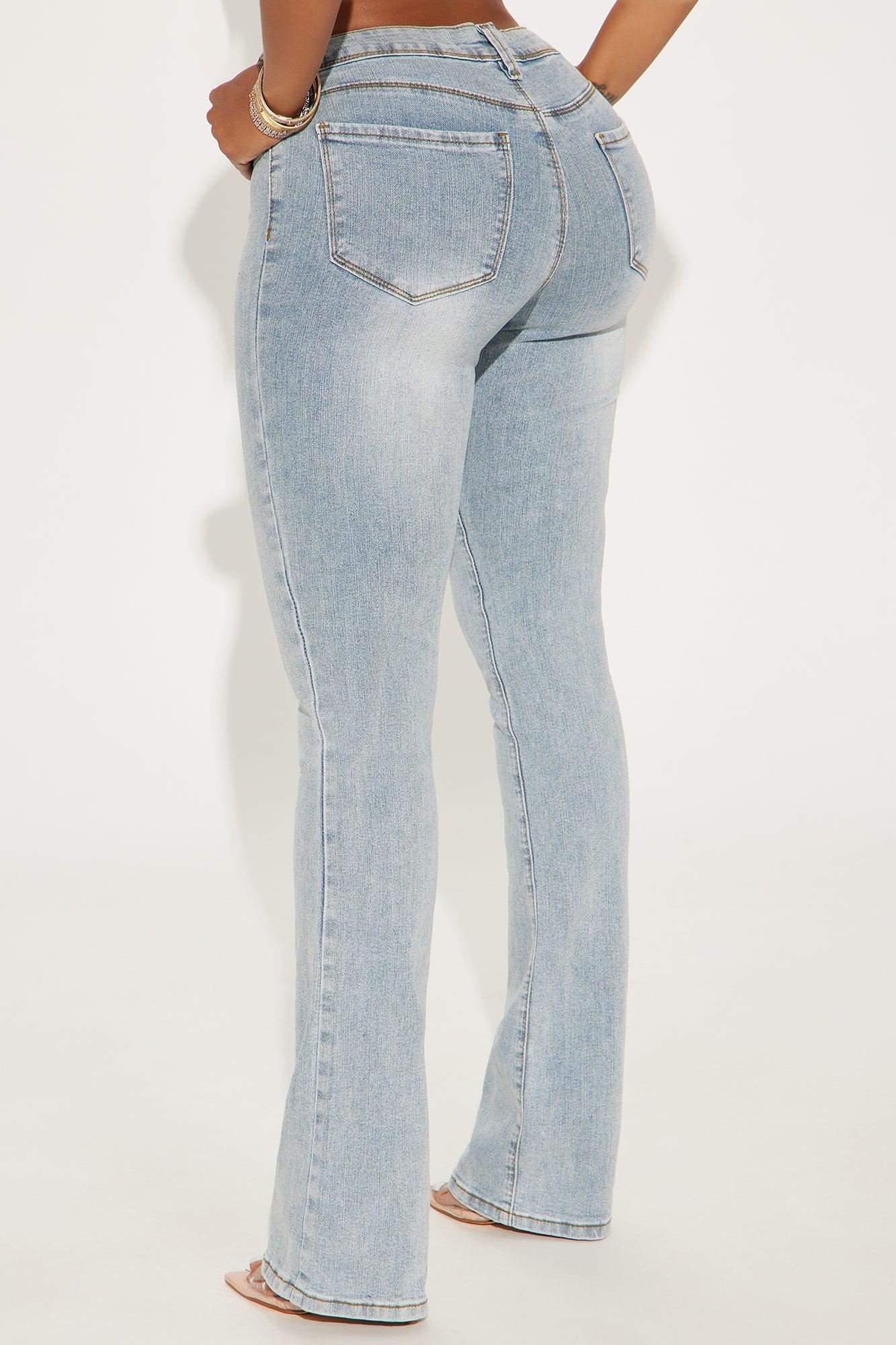 Getting The Boot Mid Rise Jeans - Light Wash Product Image