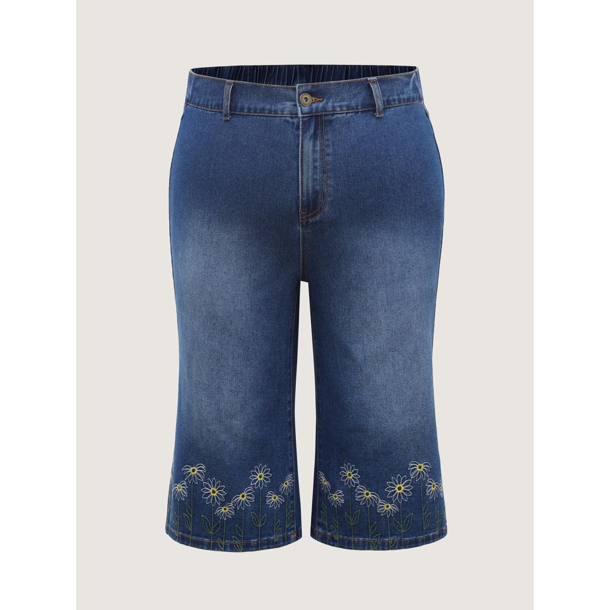 Plus Size Floral Embroidered Elastic Waist Cropped Jeans Women Midblue Medium stretch Slanted pocket Jeans BloomChic 20/2X Product Image