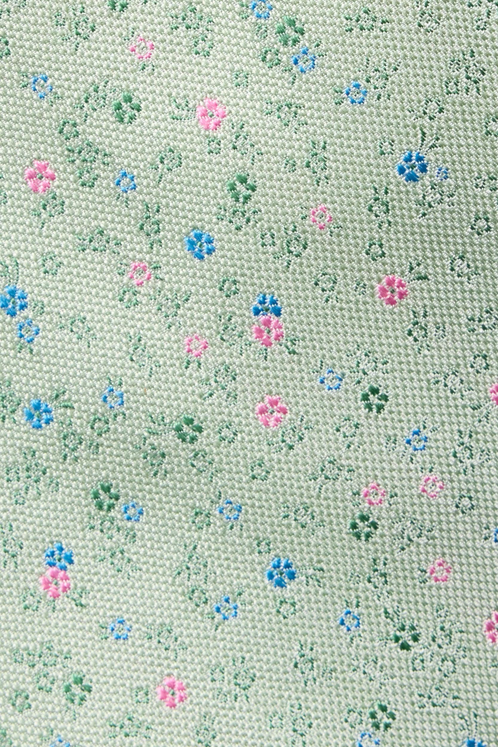 Premium Necktie Product Image