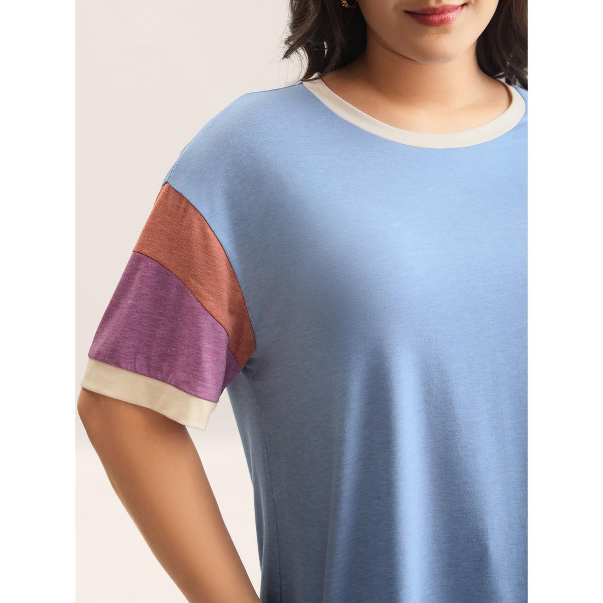 Plus Size Supersoft Stretchy Color Contrast T-Shirt LightBlue Women Leisure Contrast Round Neck Casual T-shirts BloomChic 12/L Product Image