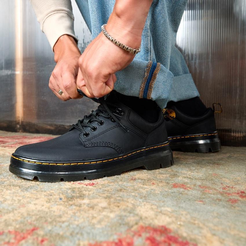 Men's Dr. Martens Reeder Oxfords Product Image