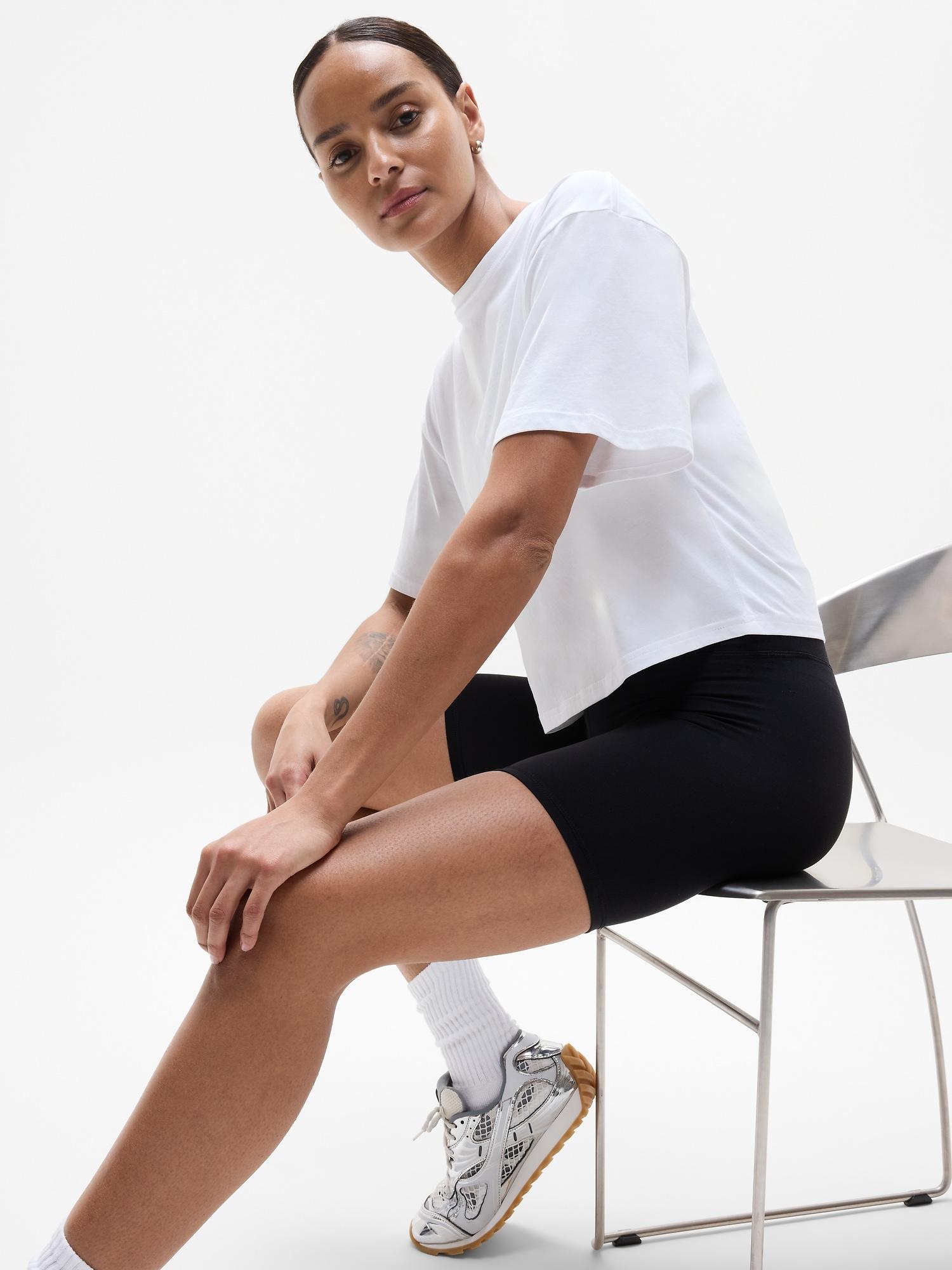 True Cotton Crop Tee Product Image