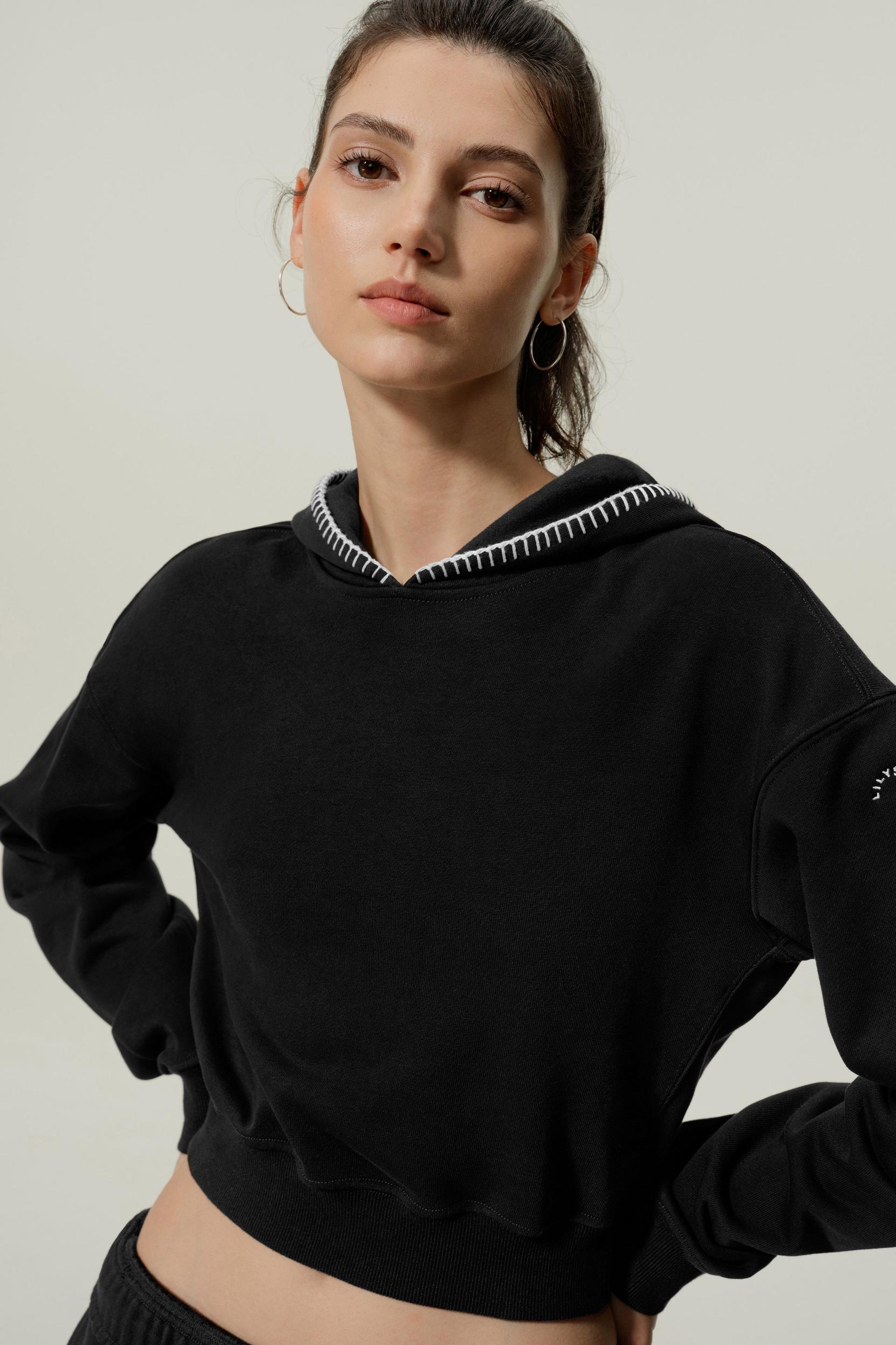 Seamflow Poise Pullover Product Image
