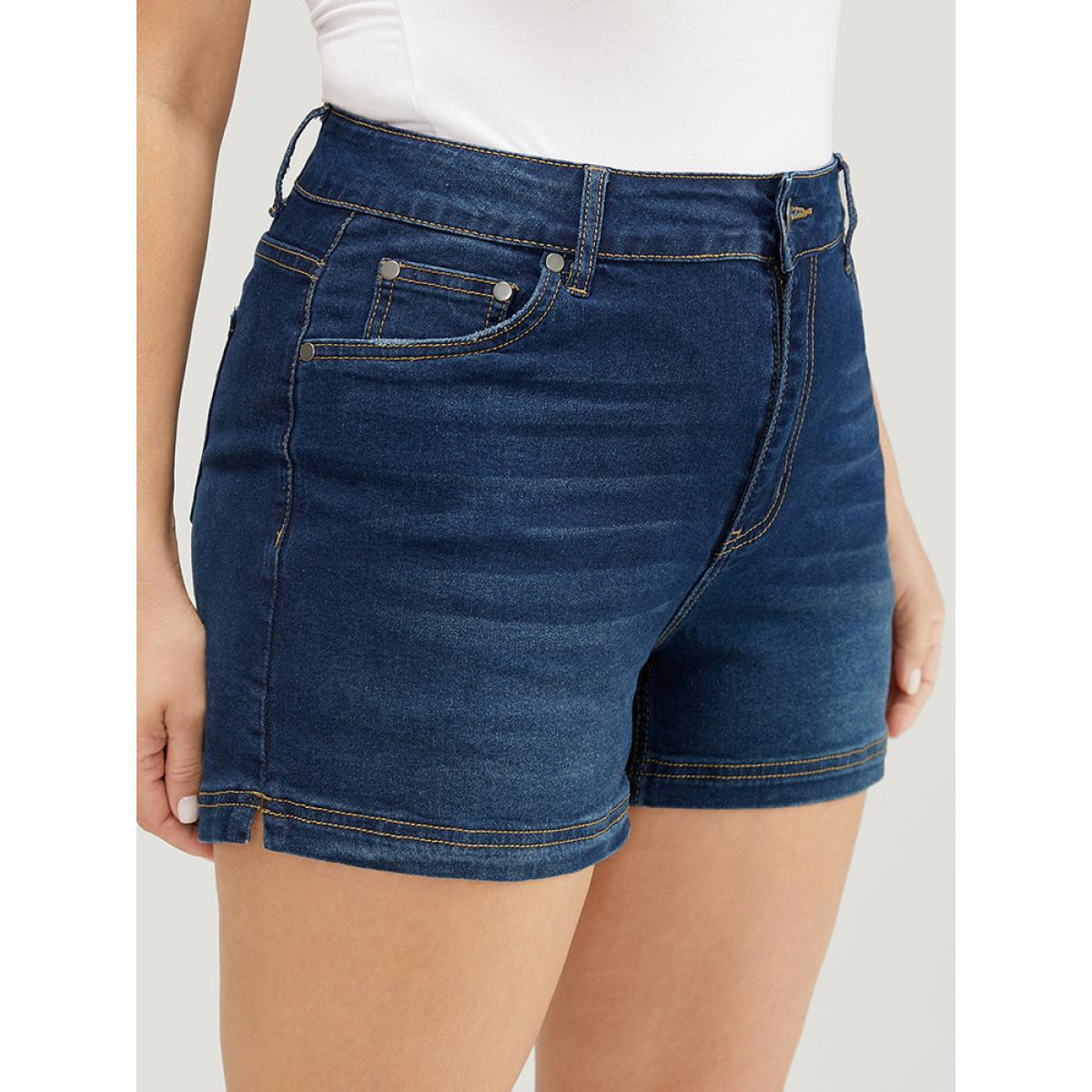 Plus Size Moderately Stretchy High Rise Dark Wash Split Hem Denim Shorts Women Midnight Medium stretch Dailywear Pocket Casual Denim Shorts BloomChic 24/3X Product Image