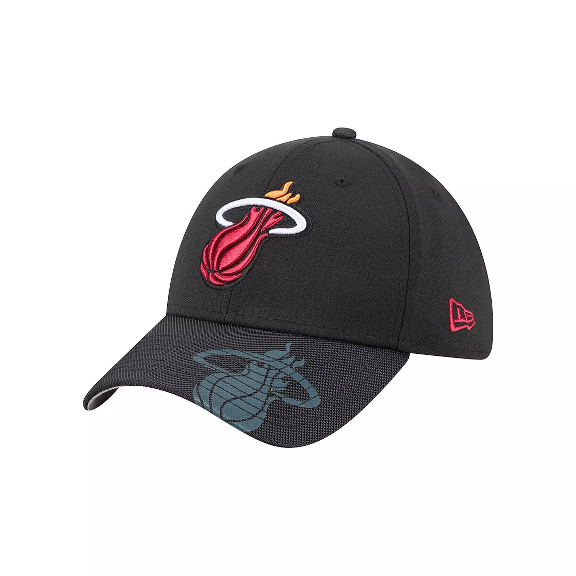 Men's New Era Black Miami Heat Sport Night 39THIRTY Flex Hat,  Product Image
