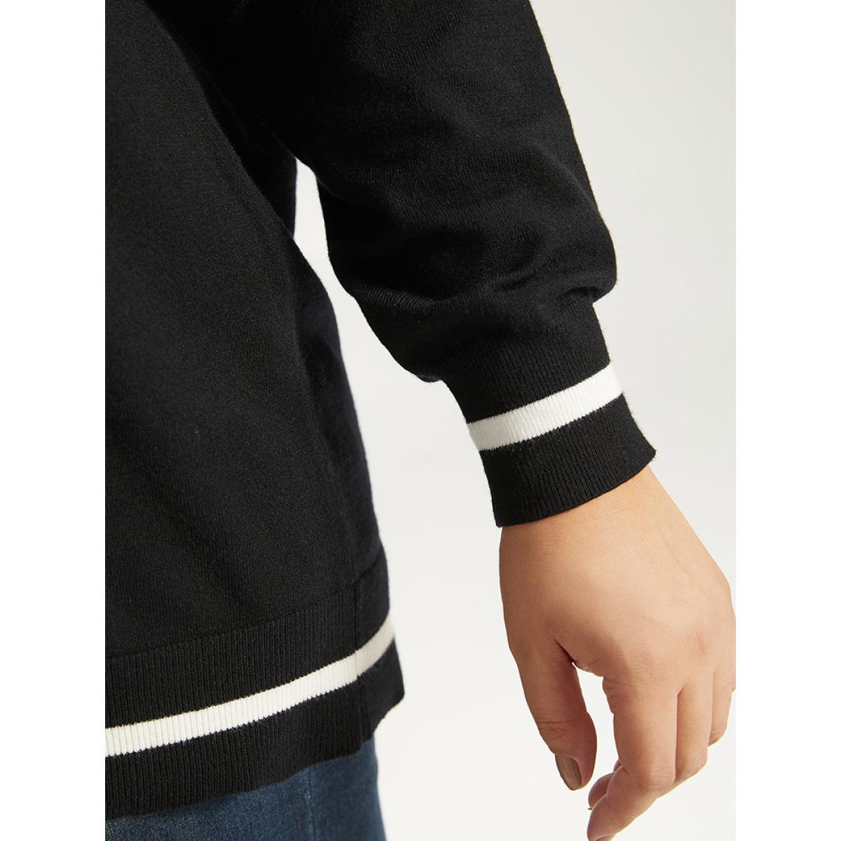 Plus Size Halloween Supersoft Essentials Spider Web Print Contrast Trim Pullover Black Women Casual Loose Long Sleeve V-neck Festival-Halloween Pullovers BloomChic 28/5X Product Image