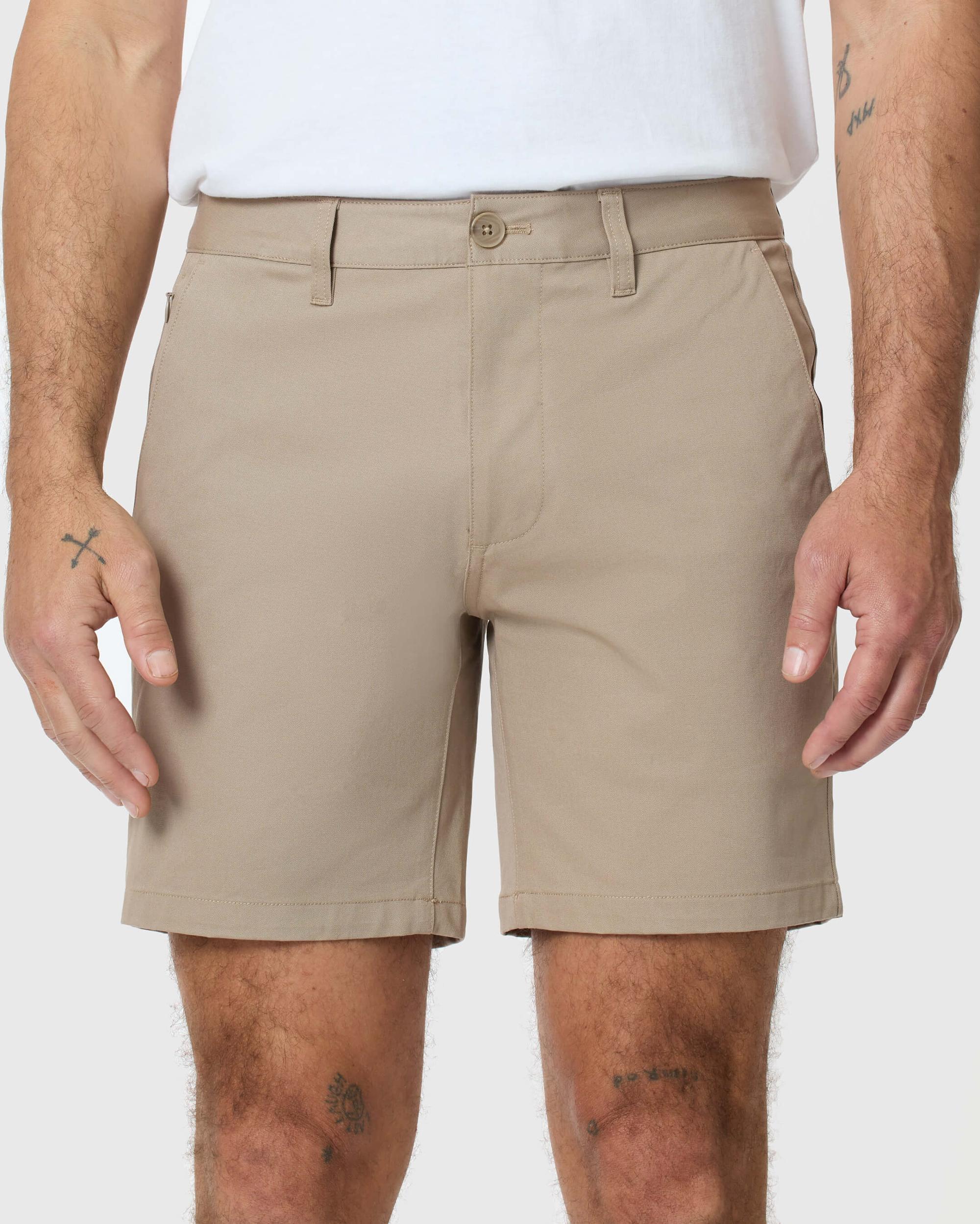 7" Khaki Classic Twill Shorts Product Image
