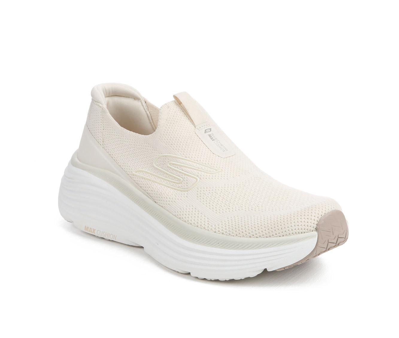Women's Skechers Go Max Endeavour 129481 Product Image