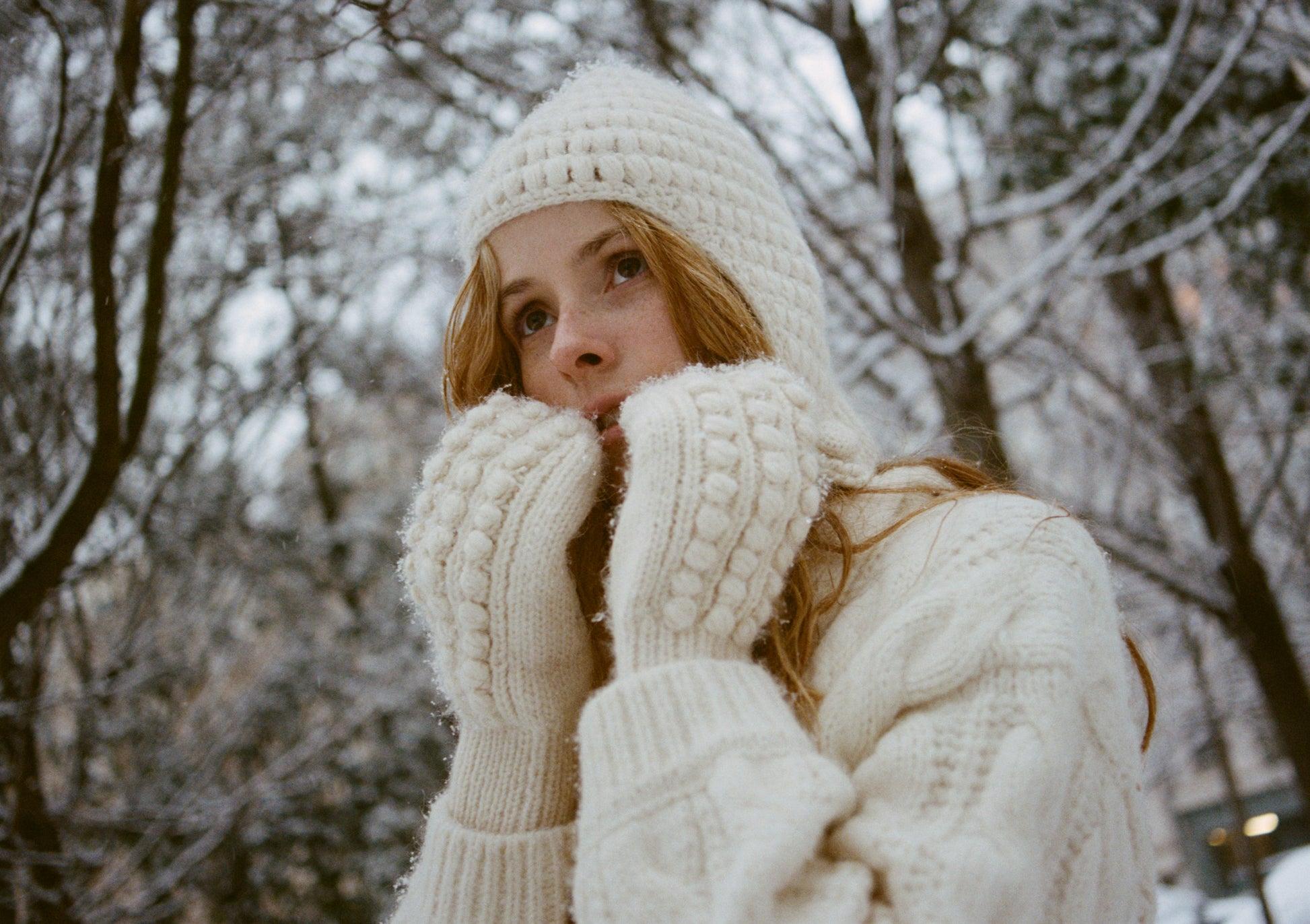 VERBIER MITTENS -- IVORY Product Image