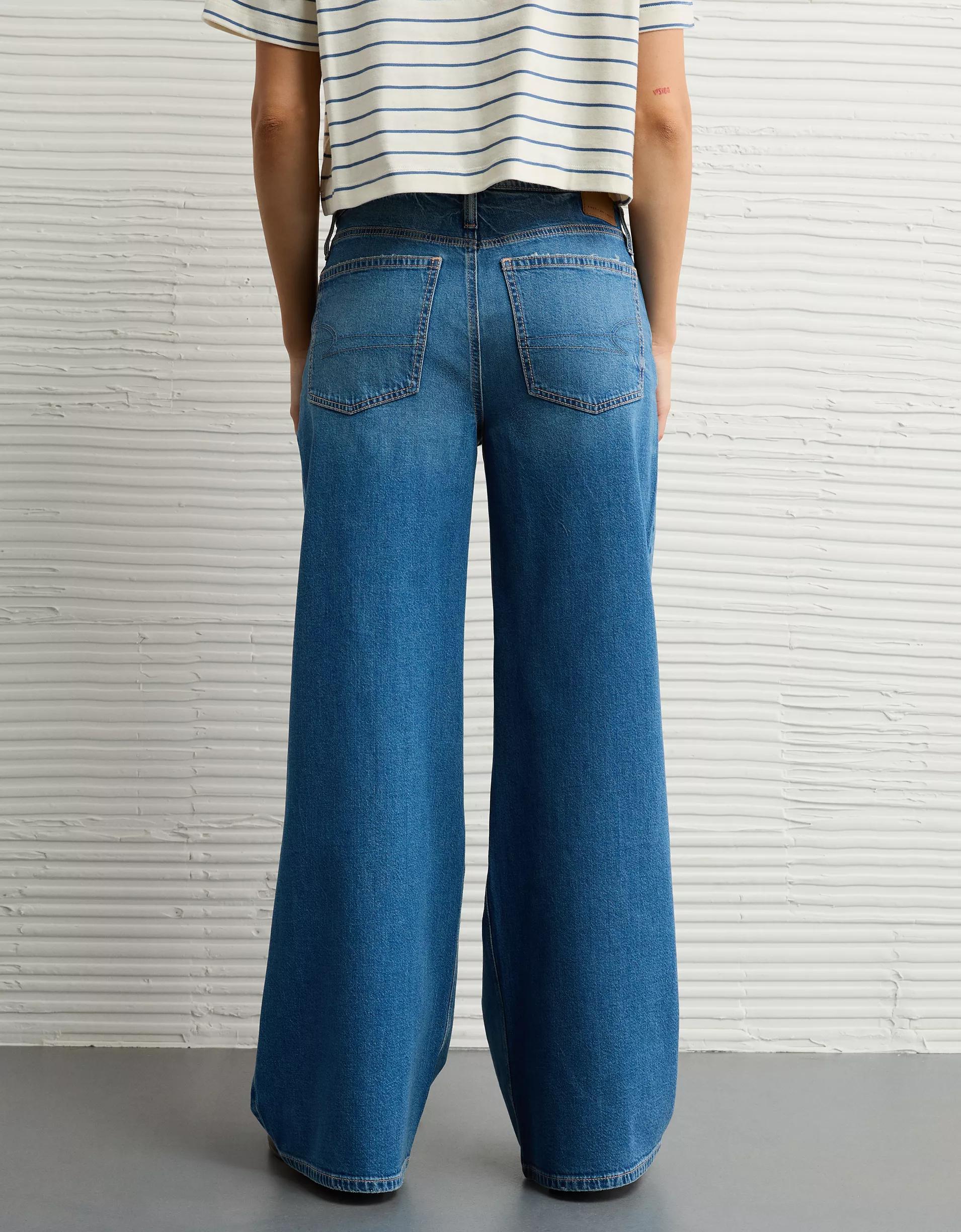 AE Strigid Low-Rise Ultra Wide-Leg Jean Product Image