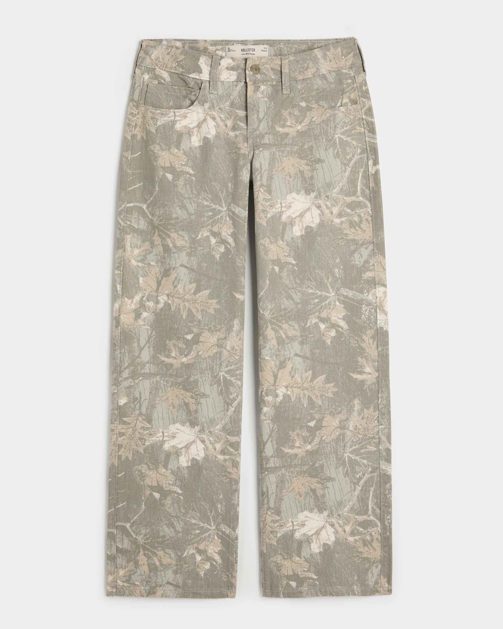 Low-Rise Camo Baggy Jeans Product Image