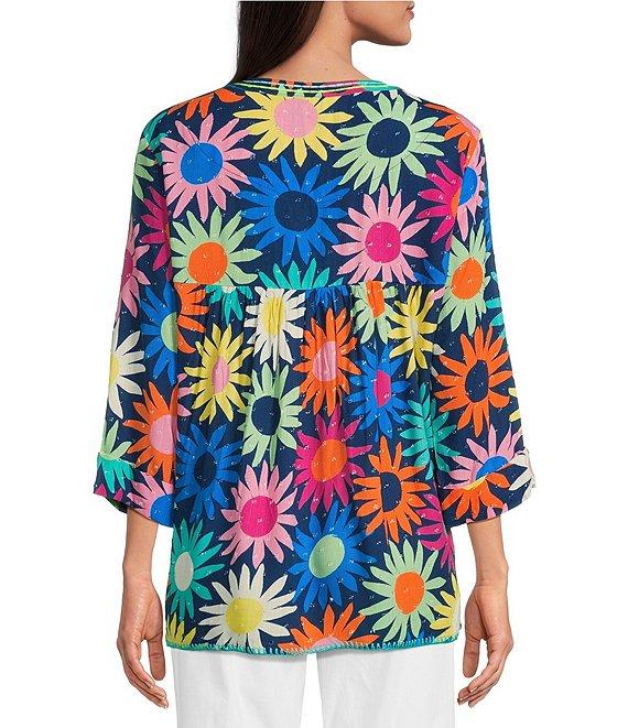 Tru Luxe Jeans Split V-Neck 3/4 Sleeve Knit Floral Print Blouse Product Image