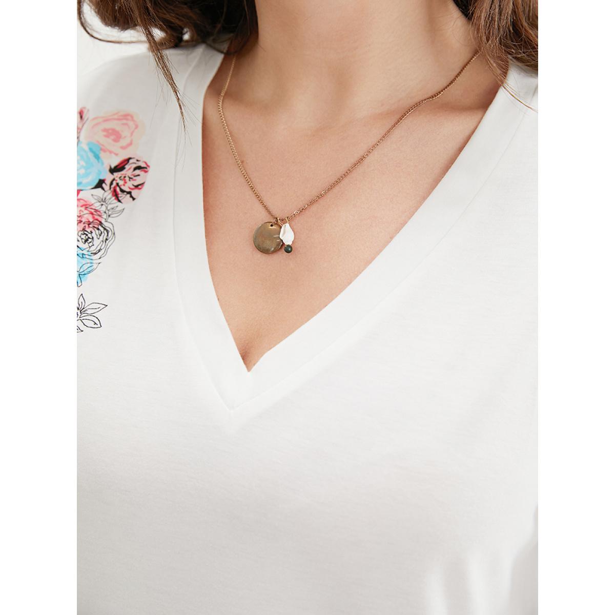 Plus Size Floral Printed Contrast V Neck T-shirt White Women Casual Printed Floral V-neck Dailywear T-shirts BloomChic 22-24/3X Product Image