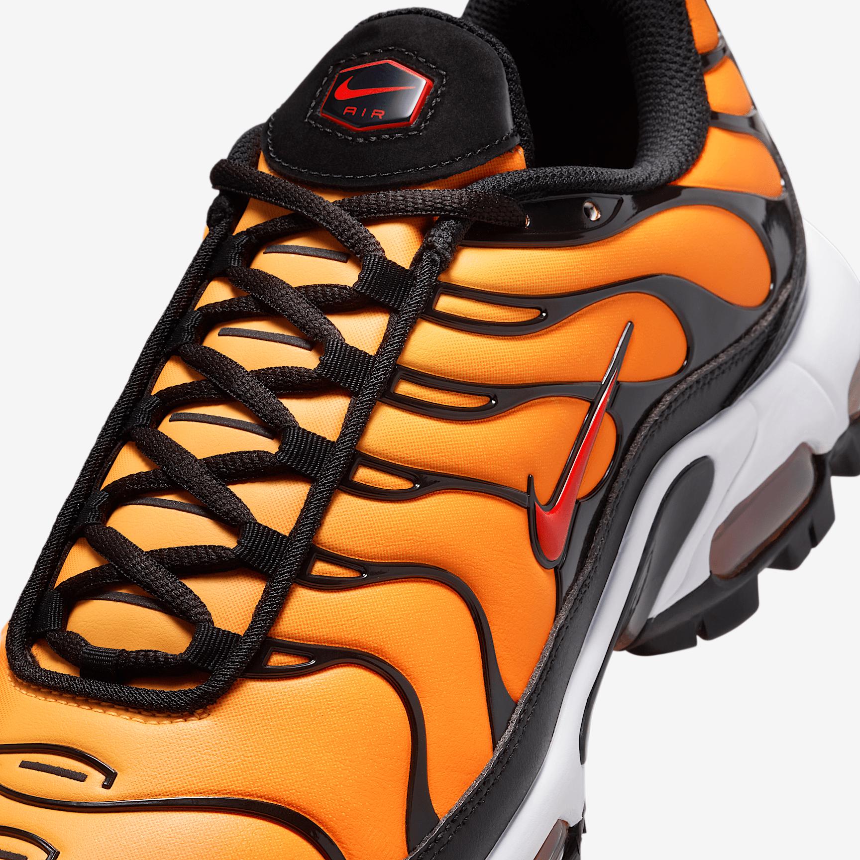 Nike Air Max Plus G Golf Shoes Product Image