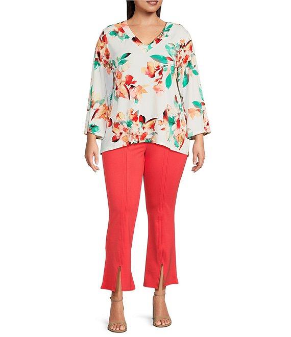 Slim Factor by Investments Plus Size Scattered Blooms V-Neckline 3/4 Slit Sleeve Top Product Image