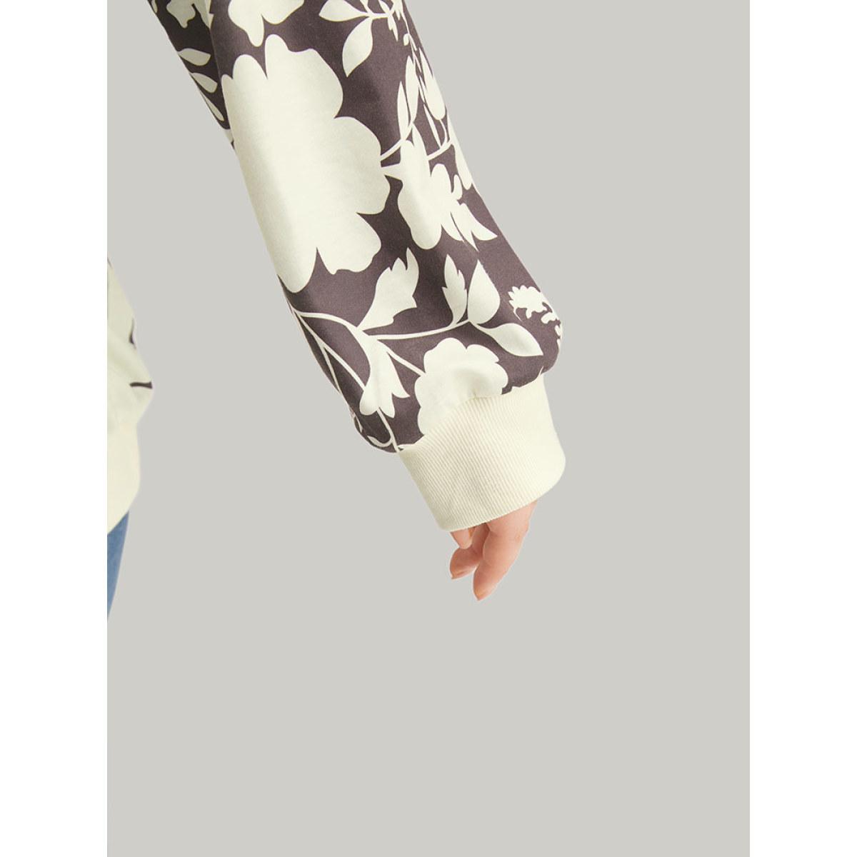 Plus Size Silhouette Floral Print Contrast Trim V Neck Sweatshirt Women DarkBrown Casual Elastic cuffs V-neck Dailywear Sweatshirts BloomChic 26/4X Product Image