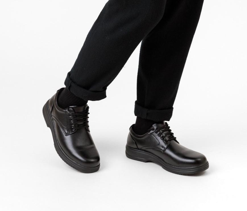 Men's Deer Stags Service Slip-Resistant Dress Shoes Product Image