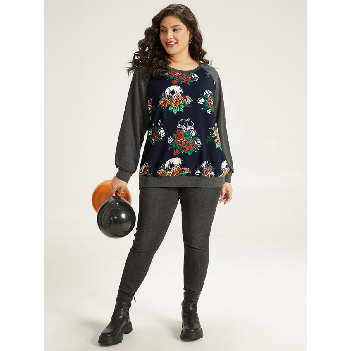 Plus Size Halloween Skull & Floral Print Raglan Sleeve Sweatshirt Women Indigo Casual Elastic cuffs Round Neck Dailywear Sweatshirts BloomChic 18-20/2X Product Image