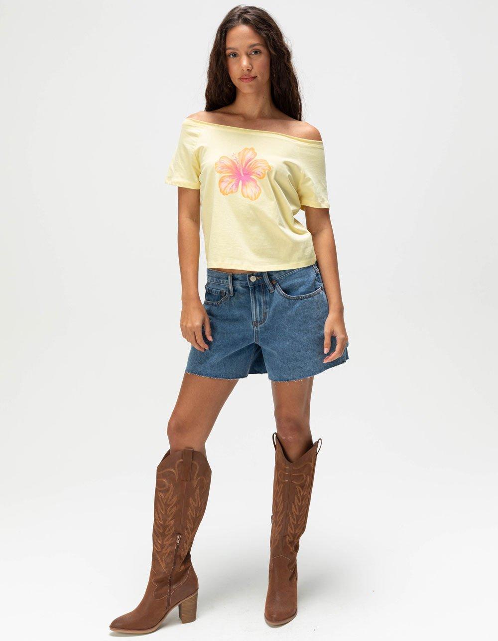 RSQ Womens Hibiscus Off The Shoulder Tee - YELLOW Product Image