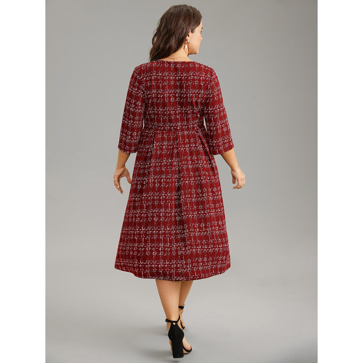 Plus Size Geometric Elastic Waist Round Neck Cropped Dress Scarlet Women At the Office Printed Round Neck Elbow-length sleeve Curvy Midi Dress BloomChic 22-24/3X Product Image