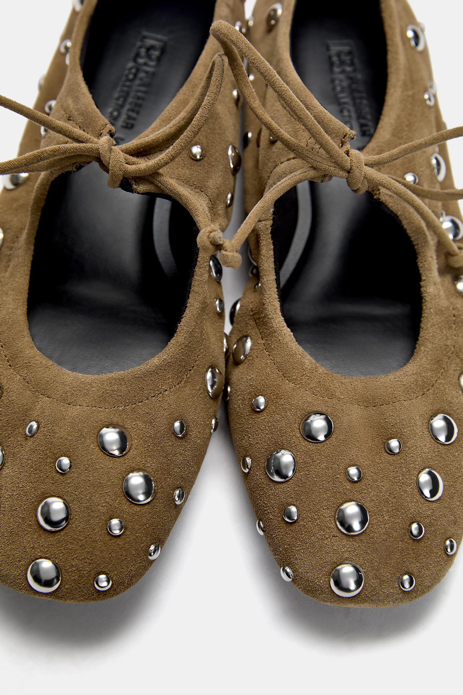 Studded leather ballerinas Product Image