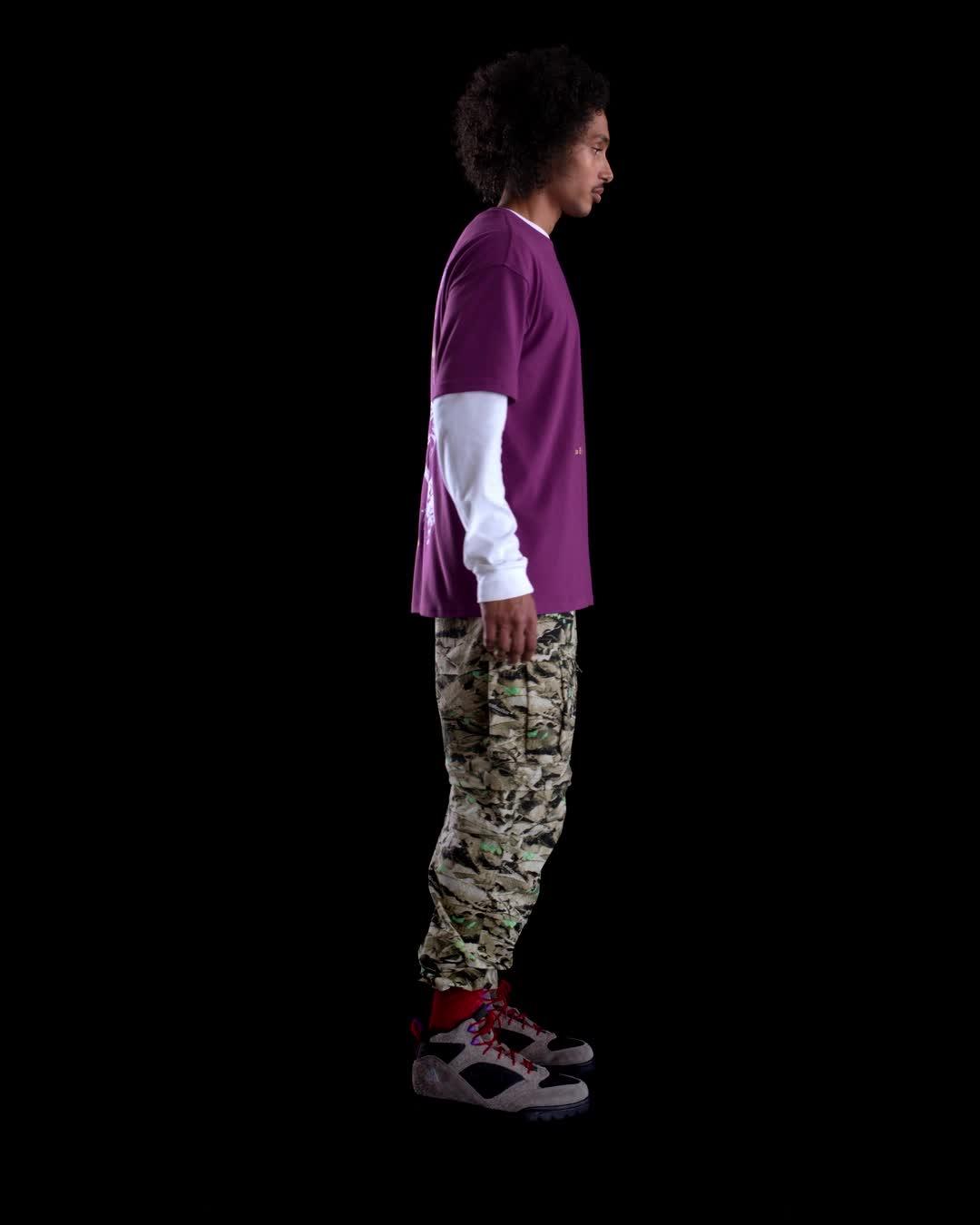 Mens Nike ACG T-Shirt | HV1296-505 Product Image