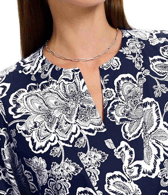 Foxcroft Vena Wrinkle-Free Floral Cotton Sateen Split V-Neck 3/4 Sleeve Button-Front Shirt Product Image