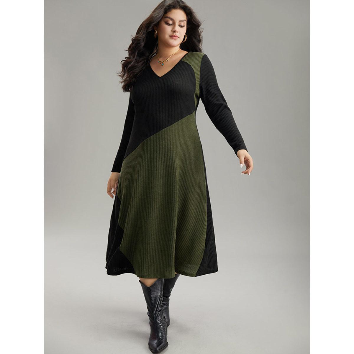 Plus Size Two Tone Patchwork V Neck Dress Multicolor Women Casual Patchwork V-neck Long Sleeve Curvy Midi Dress BloomChic 18-20/2X Product Image